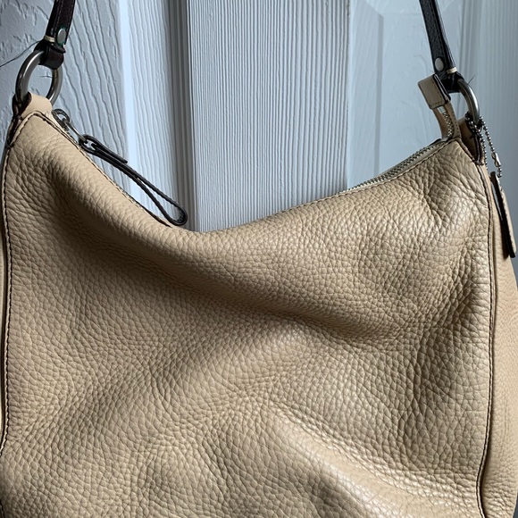 Coach leather handbag - Picture 3 of 5